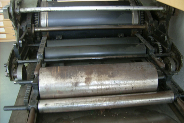 The oscillating cylinders look like they would need to be polished!