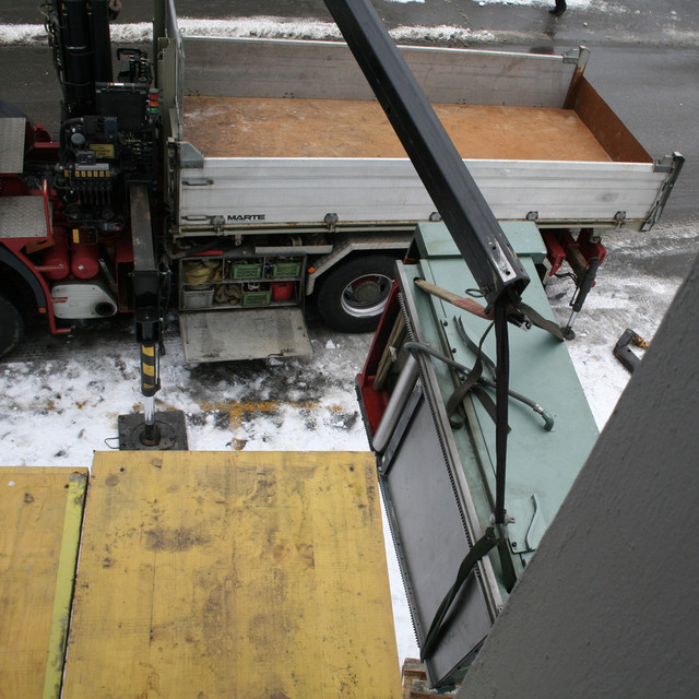 The ‹Block› has been turned by 90° to lift it through the window on the second floor.