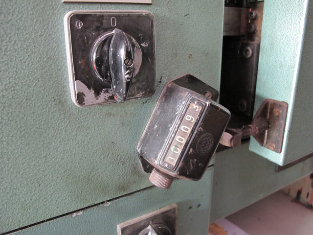 Someone added an impression counter to this press.