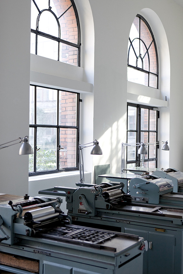 The second FAG Standard in the image is the 14946.